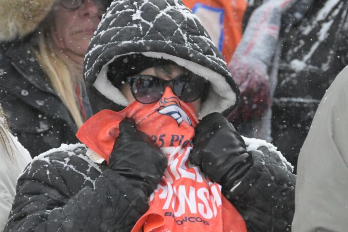 Los Denver Broncos caen ante los New England Patriots 10-7 en el Campeonato de la AFC