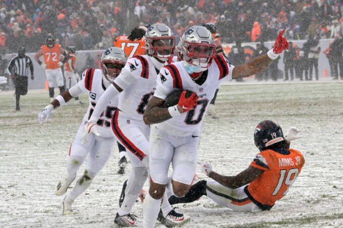 Las pérdidas de balón de Jarrett Stidham condenan a los Broncos en la derrota del Juego de Campeonato de la AFC