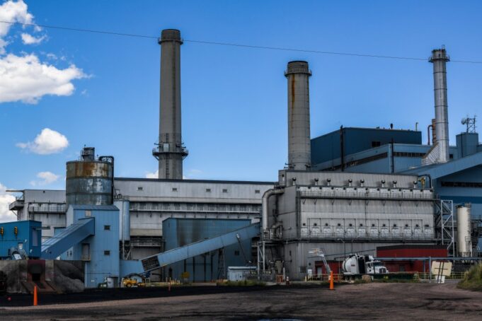 Colorado Springs Utilities respalda un proyecto de ley que extiende el plazo sobre las emisiones de carbono