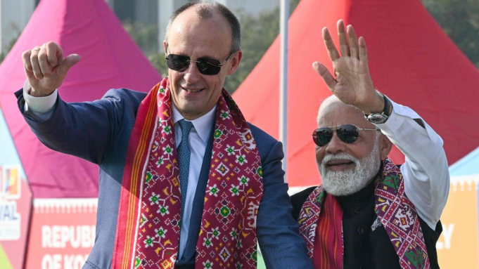 El primer ministro Modi y Merz comparten momentos festivos en el Festival Internacional de Cometas de Gujarat