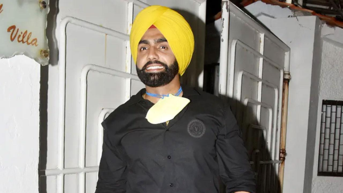 Ammy Virk actúa gratis en los shows del fallecido cantante Rajvir Jawanda