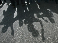 Encuestas en Maharashtra: atacan la casa del líder del Sena; Candidato del BJP agredido