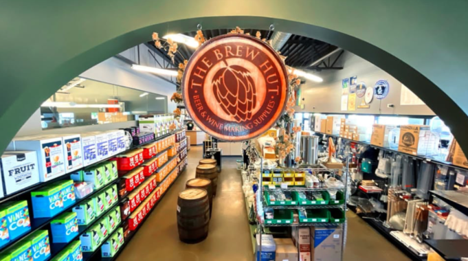 La tienda Aurora que ayudó a lanzar cervecerías cerrará después de 30 años