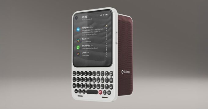 Clicks Communicator es un teléfono Android con teclado