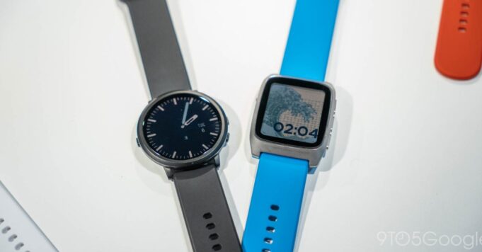 El reinicio del reloj inteligente Pebble y el anillo Index (Galería)