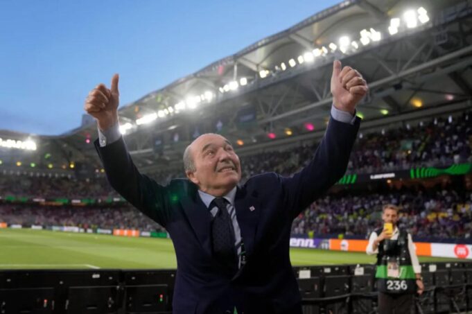 Rocco Commisso, propietario del New York Cosmos y presidente de Mediacom, muere a los 76 años