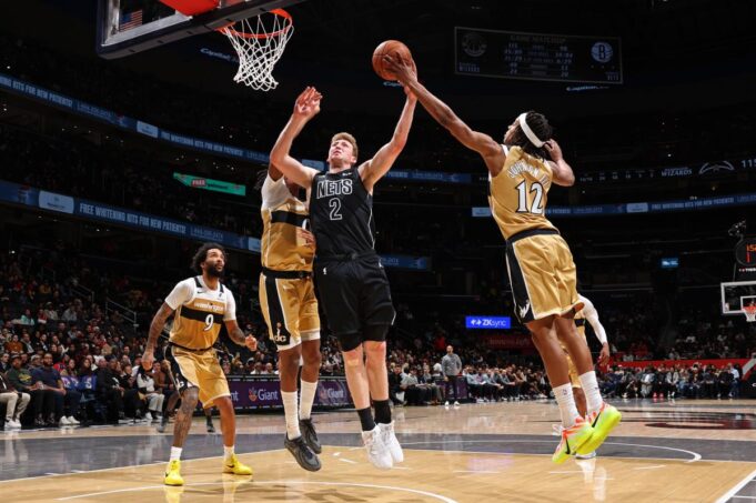 Nets, escasos de personal, aplastados por Wizards por tercera derrota consecutiva