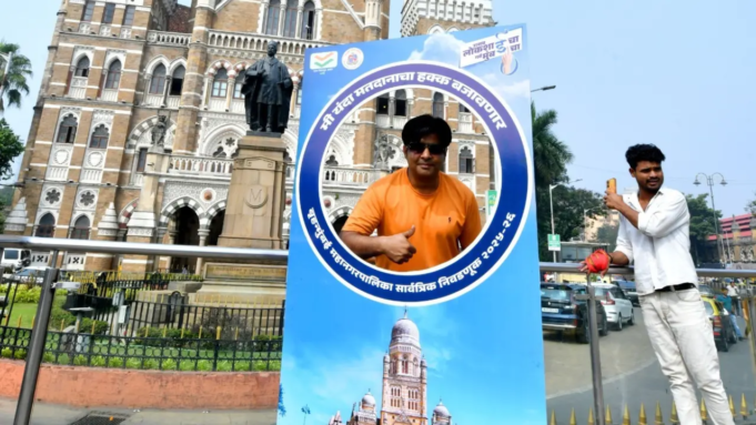Encuestas de BMC: cómo los flash mobs y las campañas en línea están energizando a los votantes en Mumbai