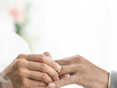 Trump pone fin a las tarjetas verdes automáticas para inmigrantes que se casan con ciudadanos estadounidenses