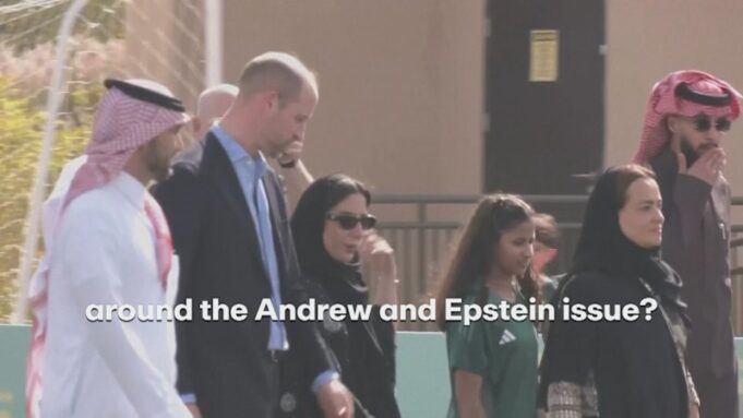 El príncipe William esquiva preguntas sobre Andrew y Epstein