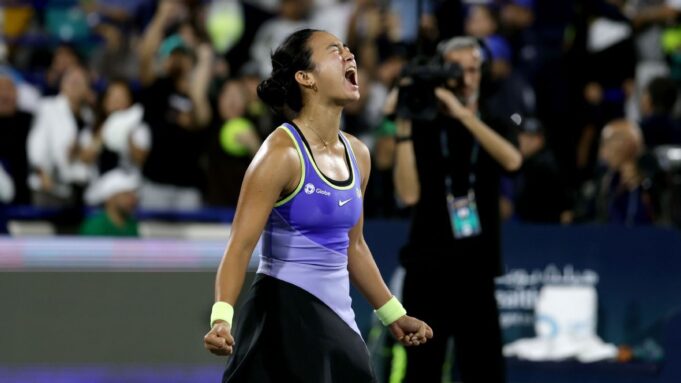 Alex Eala completa una notable remontada contra Aliaksandra Sasnovich para alcanzar los cuartos del Abierto de Abu Dhabi