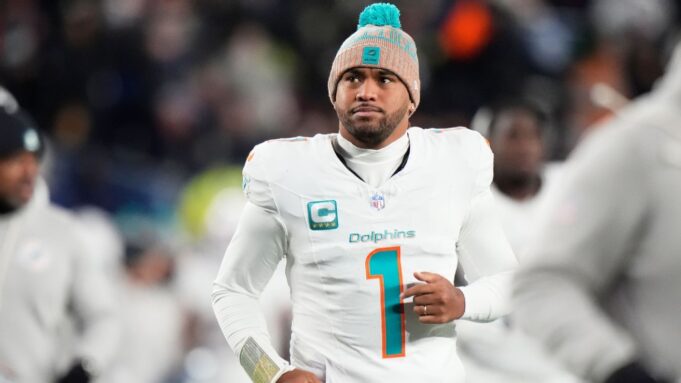 Dolphins y Cardinals enfrentan desafíos en los intercambios de Tua Tagovailoa y Kyler Murray