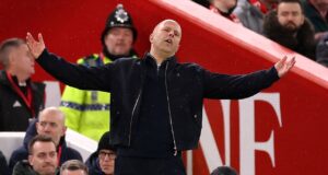 Liverpool en una encrucijada: ¿En qué le ha ido mal a Slot desde que ganó el título de la Premier League?