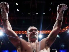 Usyk defenderá el título del CMB contra el kickboxer en las Pirámides de Giza