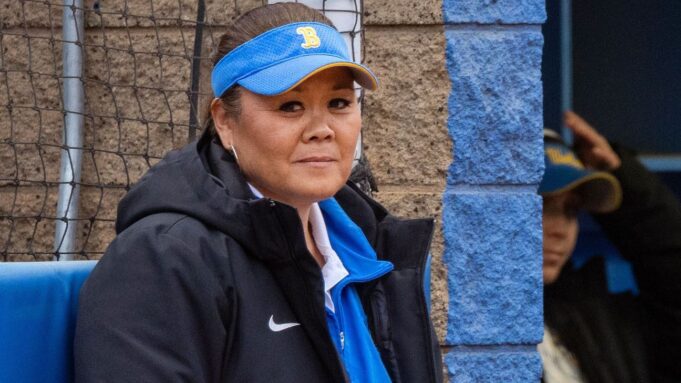 Kelly Inouye-Perez supera a la miembro del Salón de la Fama Sue Enquist con más victorias en la historia de UCLA