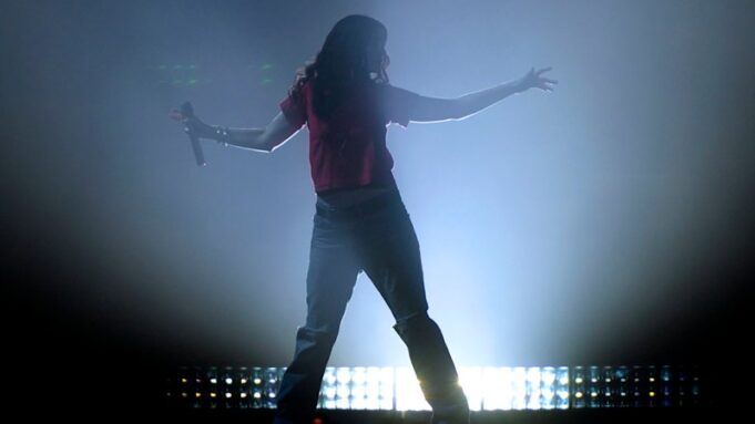 Lorde en el Rod Laver Arena; No pase Vaya por Melbourne Theatre Company; Año Nuevo Chino a cargo de la Orquesta Sinfónica de Melbourne; La trilogía The Doll de Ray Lawler en Red Stitch;