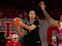 El baloncesto femenino de Colorado gana en Houston