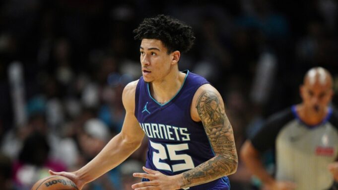 La ex estrella de los CU Buffs, KJ Simpson, regresa a Colorado con los Nuggets