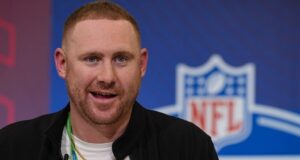 El entrenador de los Bills y el gerente general esperan que Davis Webb de los Broncos ordene las jugadas