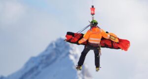 Lindsey Vonn dice que la cirugía la salvó de que le amputaran la pierna izquierda