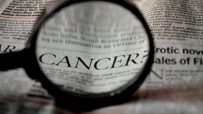 Dejar de fumar reduce el riesgo de cáncer oral en más del 60 por ciento: estudio