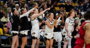 Baloncesto femenino de los Colorado Buffs contra el No. 20 Texas Tech
