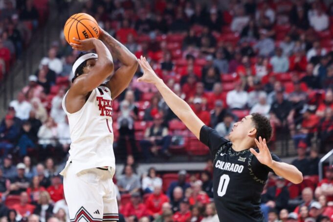 Texas Tech supera a los CU Buffs