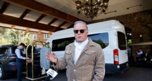 Warner Bros dice que la nueva oferta de Paramount podría conducir a una propuesta superior