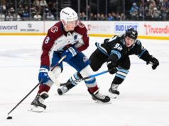 Colorado Avalanche derrota a Utah 4-2 sin Nathan MacKinnon