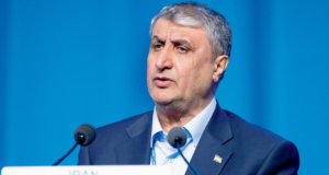 Irán se niega a renunciar a sus derechos nucleares ante la presión de Estados Unidos