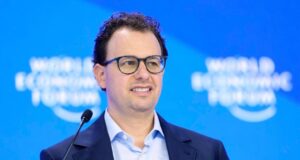 Hegseth y el director ejecutivo de Anthropic se reunirán a medida que crece el debate sobre el uso militar de la IA