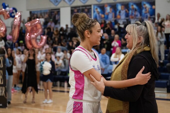 Brihanna Crittendon rompe el récord de puntuación de baloncesto de todos los tiempos de la CHSAA