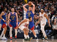 Nikola Jokic pierde el balón al final, los Nuggets patinan después de la derrota ante los Cavaliers