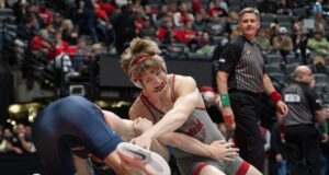 Los luchadores de Grand Junction compiten por el título estatal de Colorado después de un accidente de autobús