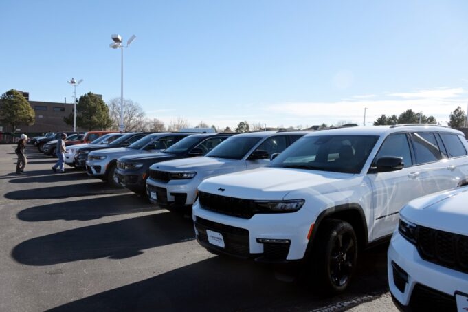 Los vehículos Dodge y Jeep sin vender son gangas en el mercado automovilístico
