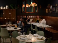 Un nuevo informe sobre restaurantes justifica que Denver asuma los salarios con propinas