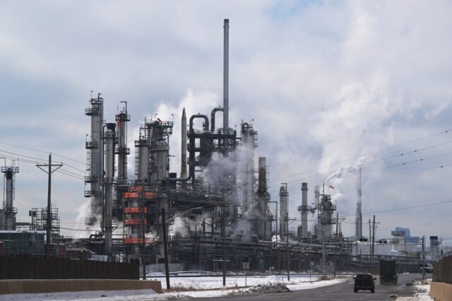 TDP-L-suncor010323-cha-1411.jpg