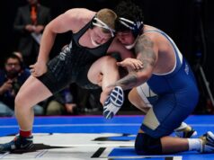 Samuel Stockton vence al campeón Dyes en choque de élites de peso pesado