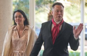 Musk promete colocar centros de datos en el espacio y operarlos con energía solar, pero los expertos tienen dudas