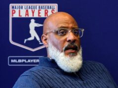 Tony Clark renuncia como jefe del sindicato de jugadores de la MLB, dice fuente de AP