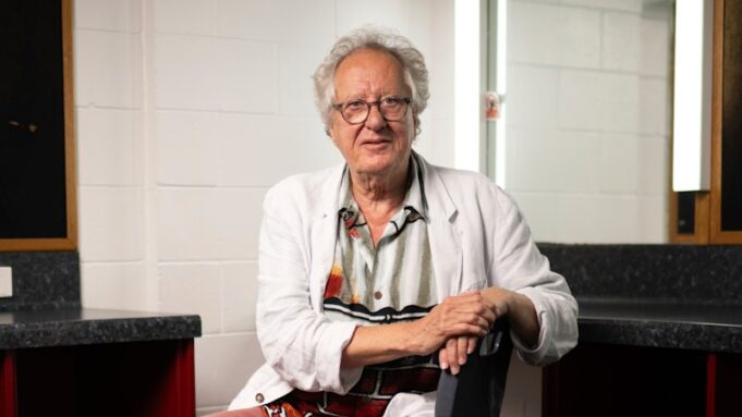 Geoffrey Rush ha vuelto. Pero no lo llames regreso