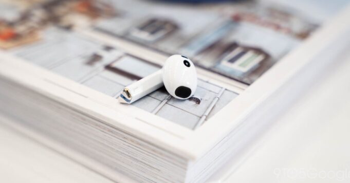 Las filtraciones ficticias de los Galaxy Buds 4 restan importancia a las comparaciones de AirPod con el nuevo acabado metálico