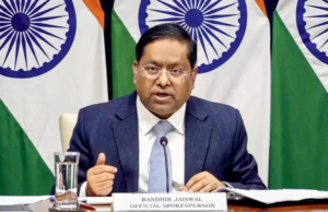 India condena vandalismo y remoción de estatua de Mahatma Gandhi en Australia