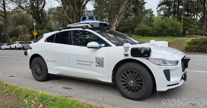 Waymo comienza a probar coches autónomos en Chicago y Charlotte