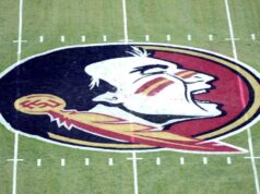 El pateador del estado de Florida, Conor McAneney, arrestado por múltiples cargos