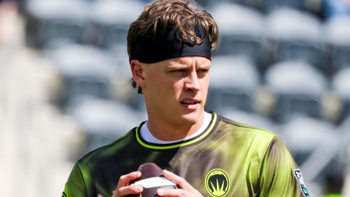 Joe Burrow, RG III expresa interés en el fútbol de bandera olímpica para el equipo de EE. UU.
