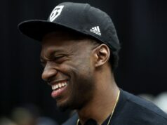 Robert Griffin III invitado a probar para el equipo de fútbol americano de bandera de EE. UU.