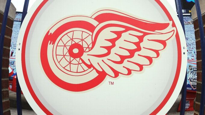 Red Wings firma a Jacob Bernard-Docker con una extensión de dos años y 3,2 millones de dólares