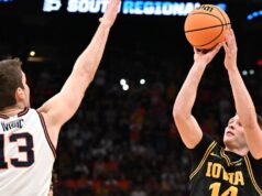 Seguimiento en vivo de March Madness masculino: actualizaciones sobre Illinois-Iowa, Elite Eight del sábado