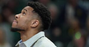 Bucks eliminados de la contienda por los playoffs con una derrota aplastante